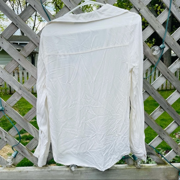 Francesca’s Top - Picture 3 of 5